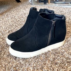 Hidden wedge sneakers